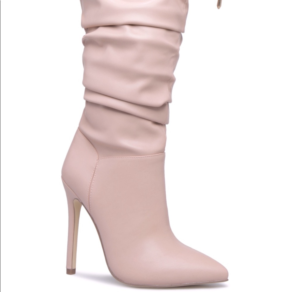 Brand new in box woman’s size 10 shoes